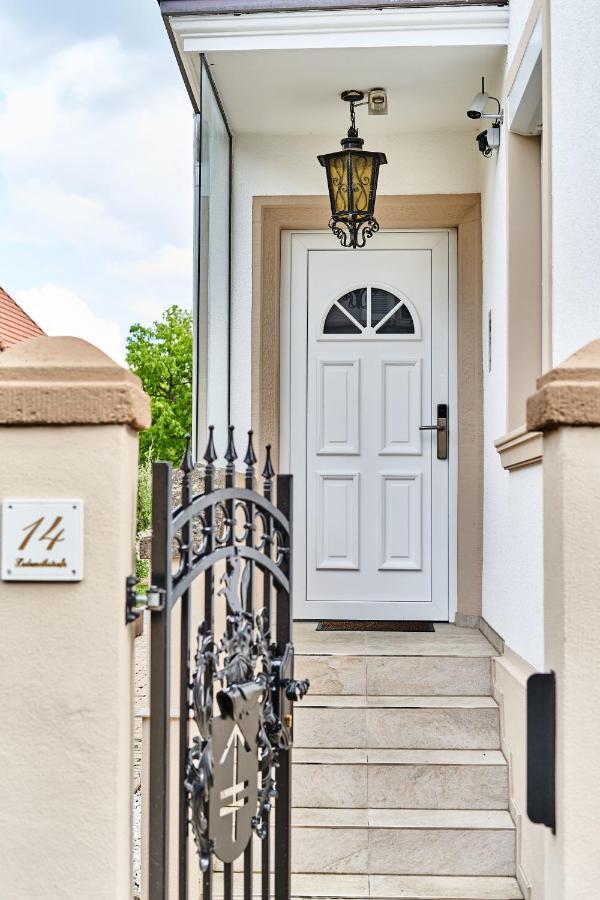 Primera Villa Singen Exterior foto